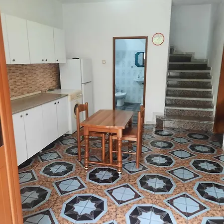 Cozy Hébergement de vacances Tirana